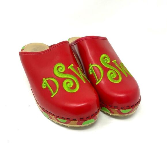 ANNA Wood Swedish Clogs  Red With Monogram “DSW” Size 39 - Picture 1 of 7